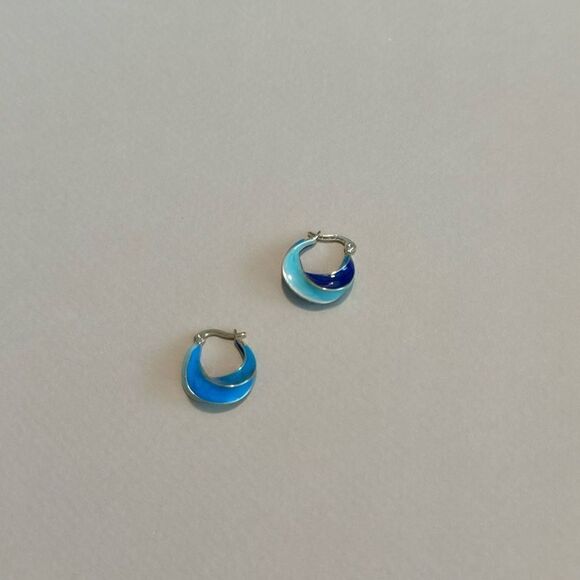 Vintage hoop earrings M682 - Picture 5 of 6